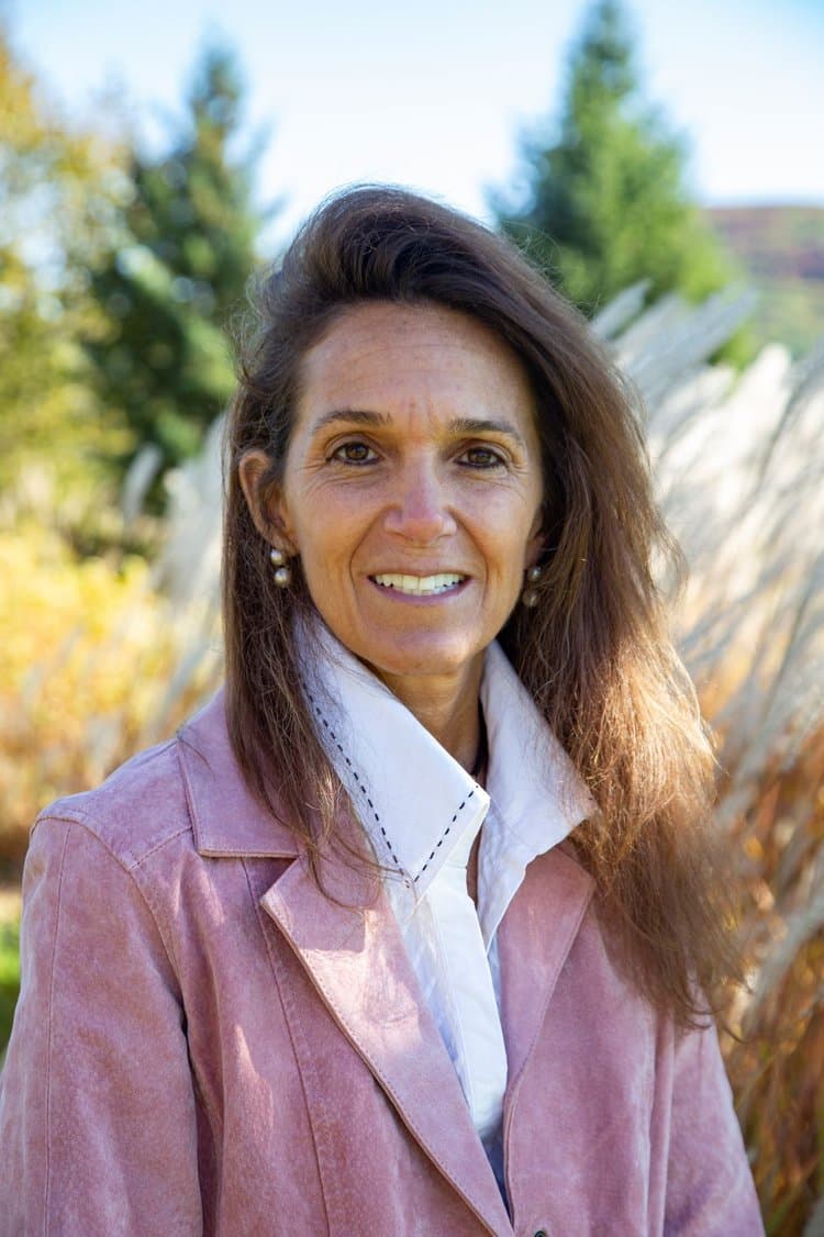Ellen Zavian